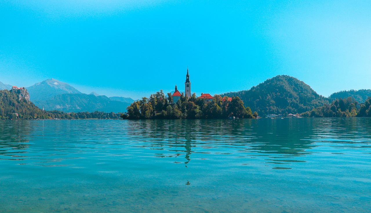 lake bled 5866861 1280